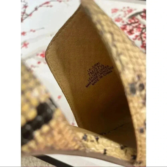 LUCKY BRAND JUNAI BOOTIES - Picture 7 of 8